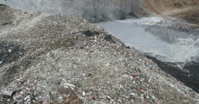 Hałda odpadów na wyrobisku