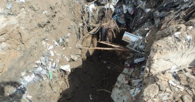 Pomiar głębokości zakopanych odpadów